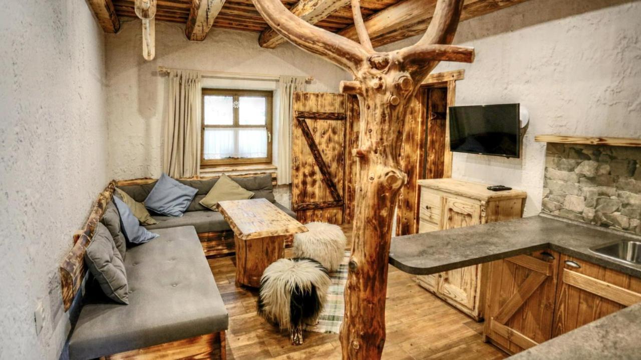 Chata Baba Yaga Ždiar Buitenkant foto