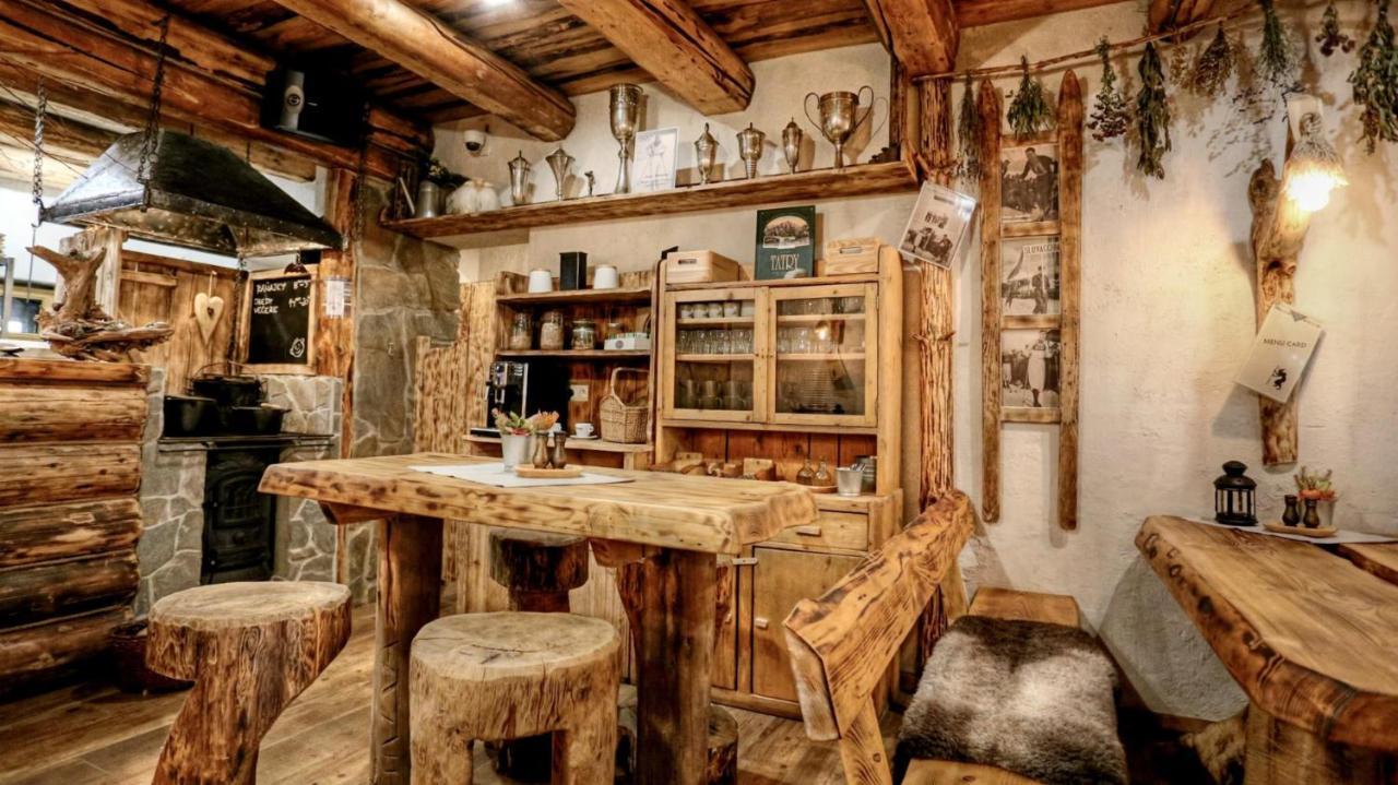 Chata Baba Yaga Ždiar Buitenkant foto